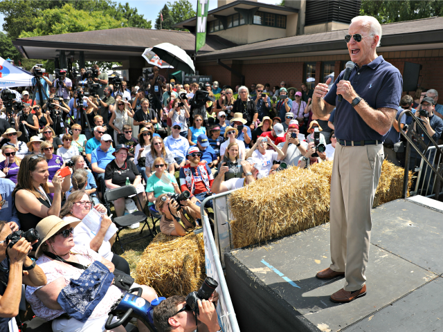 DES MOINES, IOWA - AUGUST 08: Democratic presidential candidate and former Vice President