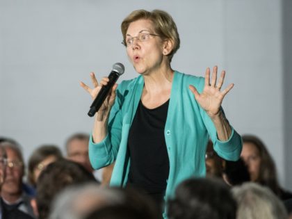 AIKEN, SC - AUGUST 17: Democratic presidential candidate, Sen. Elizabeth Warren (D-MA) addresses a crowd at a town hall event on August 17, 2019 in Aiken, South Carolina. Warren has held more than ten 2020 campaign events in the early primary state. (Photo by Sean Rayford/Getty Images)