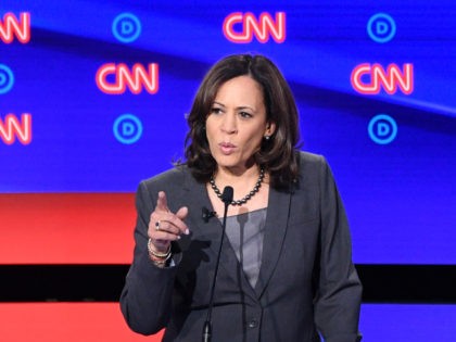 Democratic presidential hopeful US Senator from California Kamala Harris delivers her closing statement during the second round of the second Democratic primary debate of the 2020 presidential campaign season hosted by CNN at the Fox Theatre in Detroit, Michigan on July 31, 2019. (Photo by Jim WATSON / AFP) (Photo …