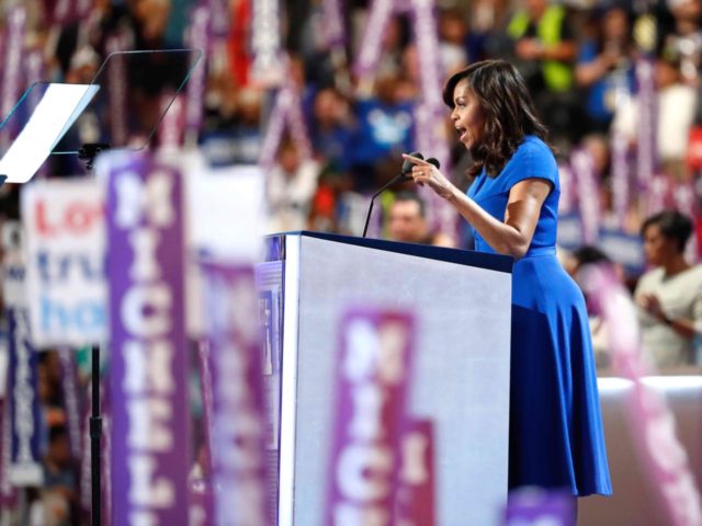 Michelle Obama (Aaron P. Bernstein / Getty)