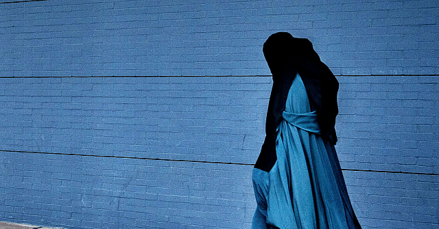 Netherlands Brings into Force Burqa Ban After 14 Years of Debate