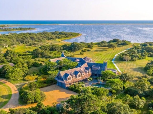 Former President Barack Obama and former first lady Michelle Obama are reportedly planning to purchase a multimillion dollar mansion in Martha's Vineyard off the coast of Cape Cod in Massachusetts.