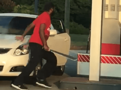 Shocking video shows man pull machete during road rage fight at gas station By: Chris Jose Updated: Jul 29, 2019 - 6:47 PM