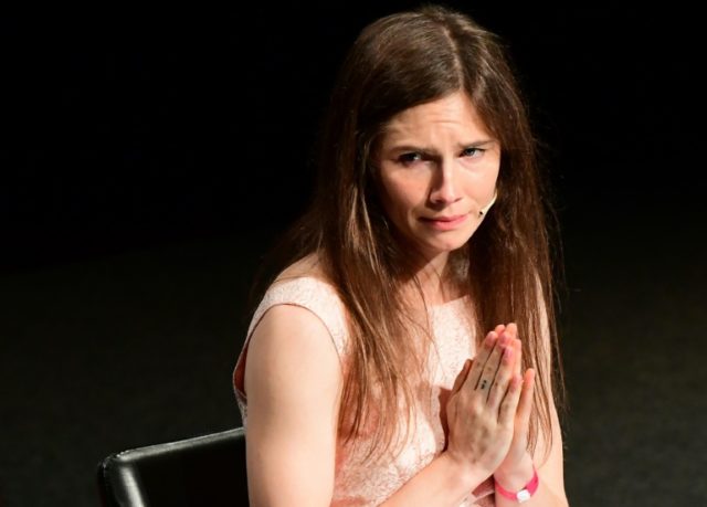 Amanda Knox married before asking fans to fund wedding