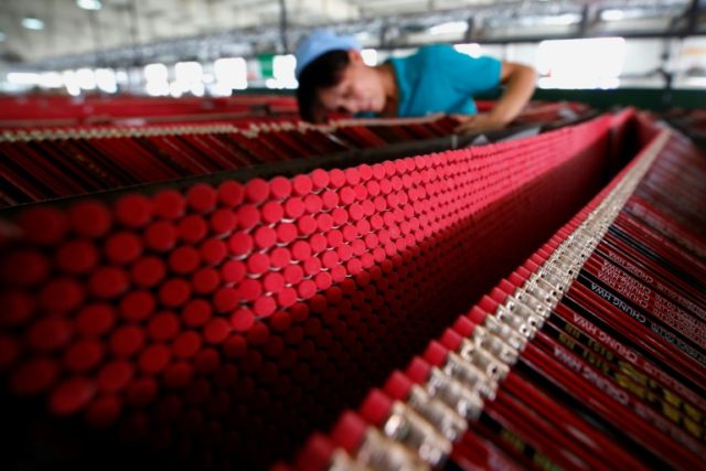 China economy shows new signs of weakness with soft factory data