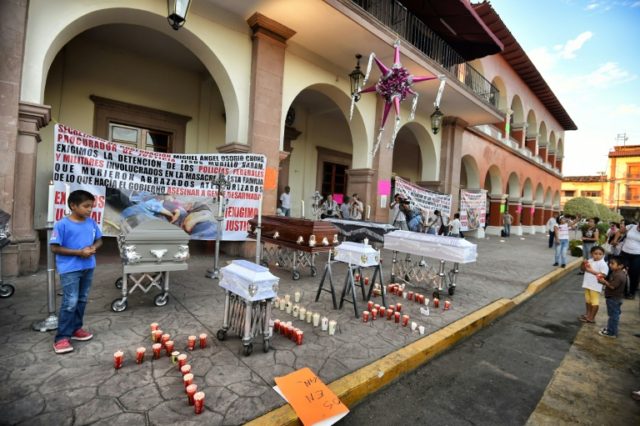 Mexico arrests six police over 2015 Michoacan massacre