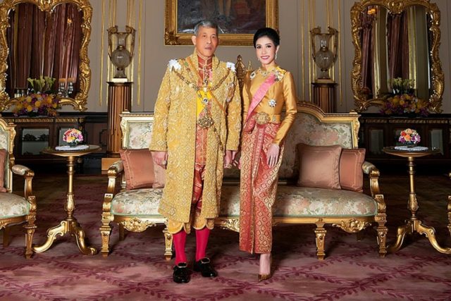 thai-palace-releases-rare-images-of-king-s-royal-consort-breitbart