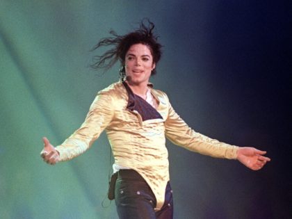 (FILES) US pop star and entertainer Michael Jackson preforms before an estimated audience of 60,000 in Brunei on July 16, 1996. Michael Jackson died on June 25, 2009 after suffering a cardiac arrest, sending shockwaves sweeping across the world and tributes pouring in on June 26 for the tortured music …
