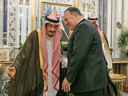 US Secretary of State Mike Pompeo (R) is received by Saudi King Salman bin Abdulaziz at Al