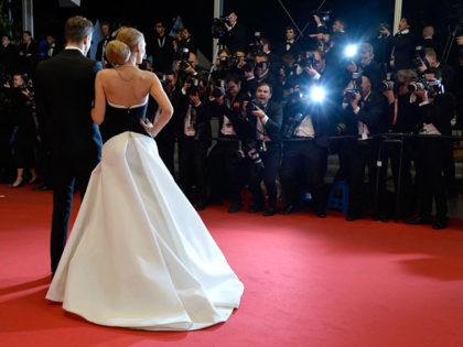 CANNES, FRANCE - MAY 16: Blake Lively and Ryan Reynolds attend the "Captives" premiere during the 67th Annual Cannes Film Festival on May 16, 2014 in Cannes, France. (Photo by Pascal Le Segretain/Getty Images)