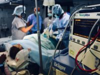 hospital operation doctors surgeons