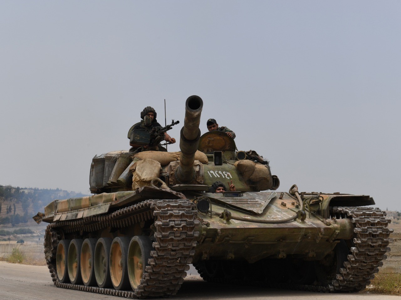 Observer: Syria Moving Troops, Tanks Toward Israeli Border