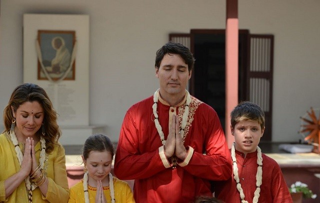 Trudeau at Gandhi house in India