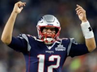 Brady's Patriots stomp Steelers, Chiefs beat Jags despite losing Hill