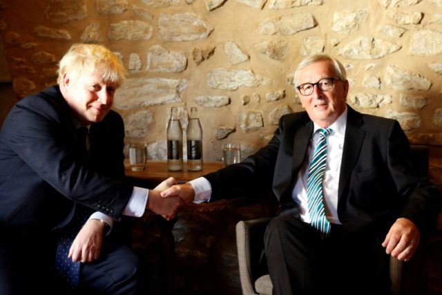 No breakthrough in Brexit talks as Johnson dodges reporters