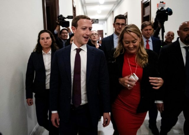 Zuckerberg Meets Trump, Senators; Nixes Breaking Up Facebook - Breitbart