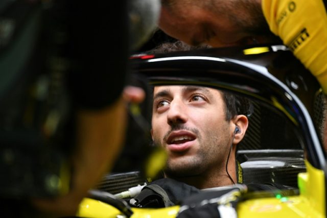 Daniel Ricciardo demoted to back of Singapore Grand Prix grid