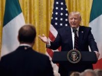 Donald Trump Jonathan Karl (Olivier Douliery / AFP / Getty)