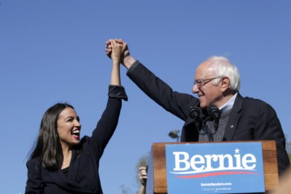 NEW YORK, NY - OCTOBER 19: Democratic presidential candidate, Sen. Bernie Sanders (D-VT) h