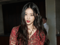 Singer Sulli attends Tory Burch Spring 2016 at Avery Fisher Hall at Lincoln Center for the Performing Arts on September 15, 2015 in New York City. (Photo by Cindy Ord/Getty Images for Tory Burch)