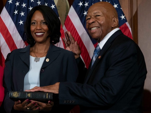 Ceremonial swearing-in with incoming Chair of the House Oversight Committee Elijah Cummings (D-MD) and wife Maya Rockeymoore at the start of the 116th Congress at the US Capitol in Washington, DC, January 3, 2019. (Photo by Alex Edelman / AFP) (Photo credit should read ALEX EDELMAN/AFP/Getty Images)