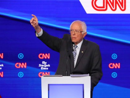 WESTERVILLE, OHIO - OCTOBER 15: Sen. Kamala Harris (D-CA), Sen. Bernie Sanders (I-VT) and