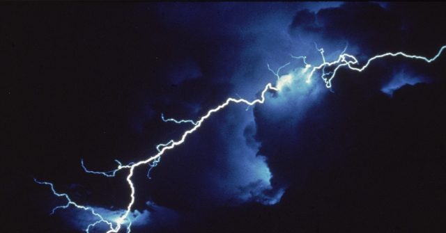 Report: Lightning Strike Destroys George Floyd Mural - Vimarsana News
