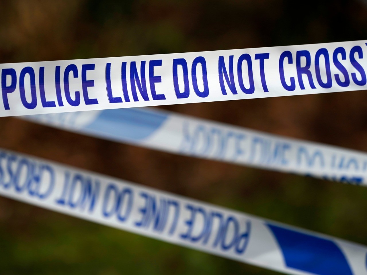 Man Cuts His Throat After Being Confronted by 'Paedophile Hunters' - Vimarsana News
