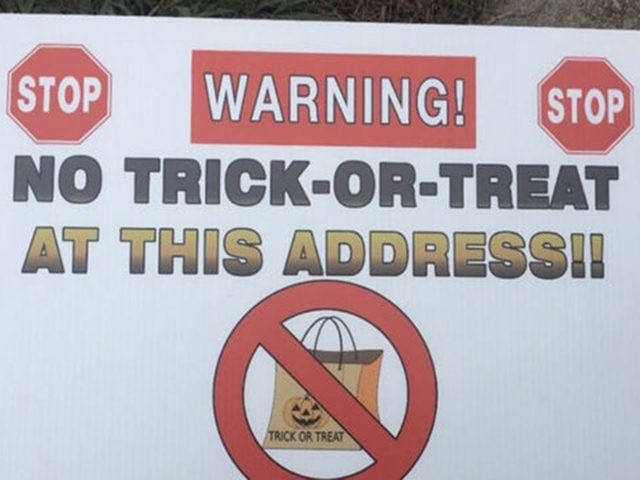 No trick-or-treat sign