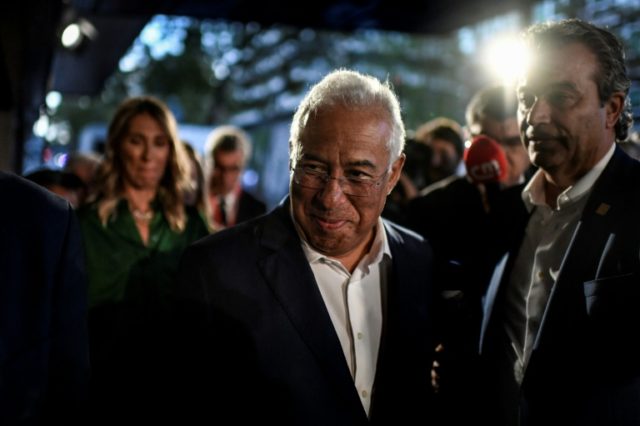 Portuguese president holds talks as Socialists eye new coalition