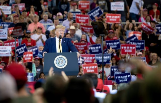 From Minnesota to Michigan, Trump aims to turn scandal into reelection fuel