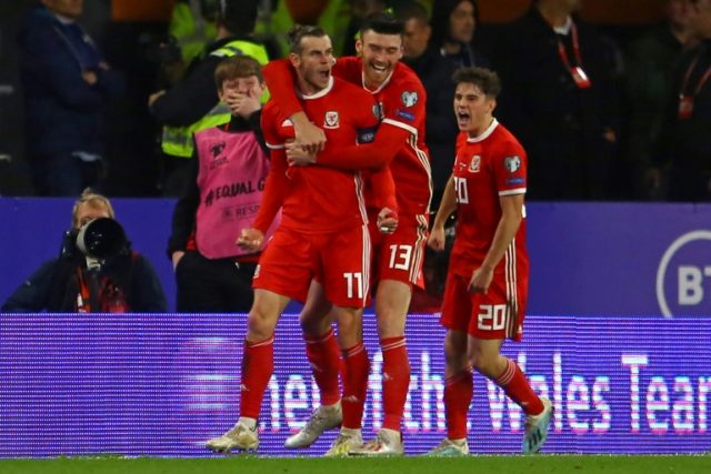 Bale on target as Wales' Euro hopes on knife-edge