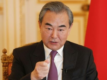China foreign minister slams 'unacceptable' violence in Hong Kong