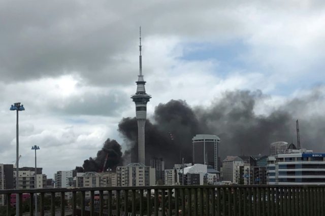 Auckland blaze blankets city in black smoke