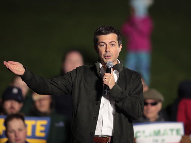 DES MOINES, IOWA - OCTOBER 12: South Bend, Indiana Mayor Pete Buttigieg speaks at a town h