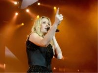 MIAMI, FL - JUNE 03: Ellie Goulding attends the Ellie Goulding Delirium Tour at American Airlines Arena on June 3, 2016 in Miami, Florida. (Photo by Gustavo Caballero/Getty Images)