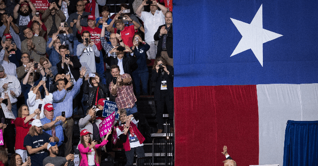 Exclusive: Donald Trump Lands Endorsements from 35 County Chairs in Texas