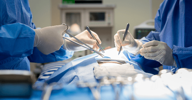 Texas Warns Against Surgeries in Mexico over Deadly Meningitis Cases