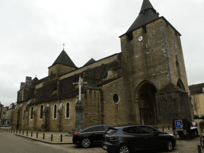 This picture taken on November 4, 2019, shows the facade of the Sainte-Marie cathedral in Oloron-Sainte-Marie, near Pau, southwestern France, after a robbery. - Robbers rammed their car into the mediaeval cathedral, registered as a UNESCO World Heritage site, early on November 4, sawing through metal bars to grab silver …