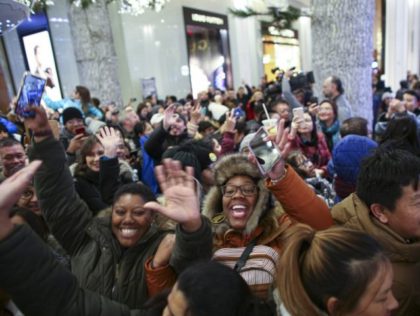 NEW YORK, NY - NOVEMBER 28: Customers arrive to the Macy's store on 33th street as Black Friday sales start early on November 28, 2019 in New York, United States. (Photo by Kena Betancur/Getty Images)