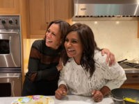 VIDEO: Kamala Harris Tries to Cook Her Way to the Top with Mindy Kaling