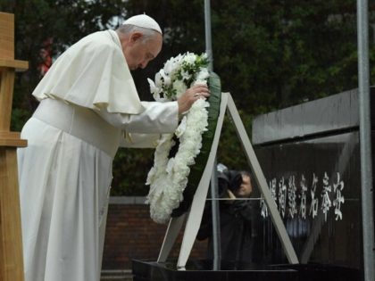 Pope Francis at Nagasaki memorial