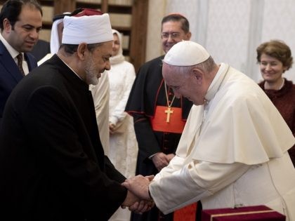 Pope-Francis-with-Grand-Imam
