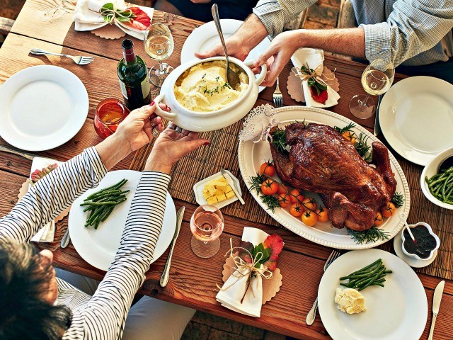 Two Families Share Thanksgiving Together After NYPD Officer Donates Kidney - Vimarsana News