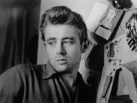 LOS ANGELES - DECEMBER 1954: Actor James Dean poses for a photo in December, 1954 in Los Angeles, California. (Photo by Michael Ochs Archives/Getty Images)