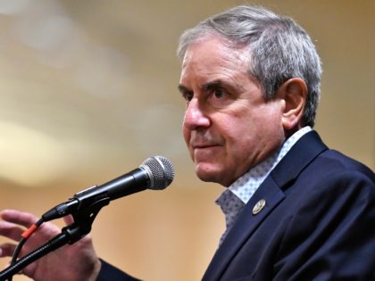Rep. John Yarmuth, D-Ky., speaks to the audience during the 26th Annual Wendell Ford Dinne