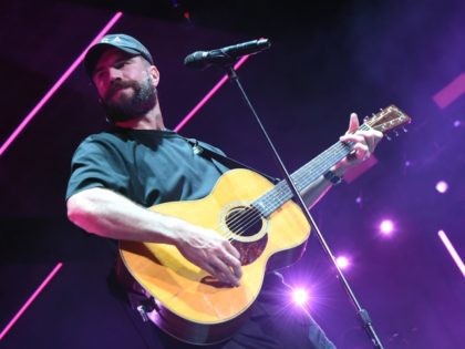 NASHVILLE, TN - SEPTEMBER 22: Singer/Songwriter Sam Hunt performs during Sam Hunt 15 In A