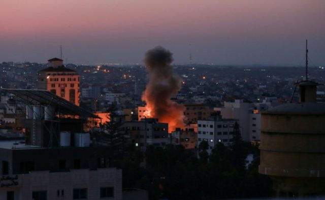 10 Gazans dead as Israel hit on militant chief sparks rocket barrage