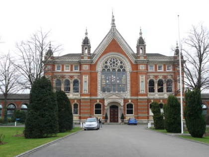 Dulwich_College,_Main_Entrance_-_geograph.org.uk_-_1182560