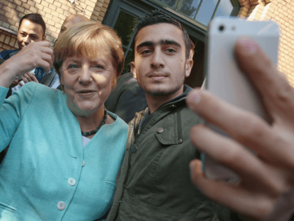 Merkel Selfie 2015